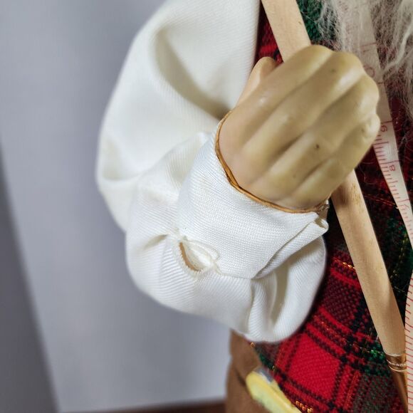 Christmas Santa Toy Maker 22" - Picture 9 of 12